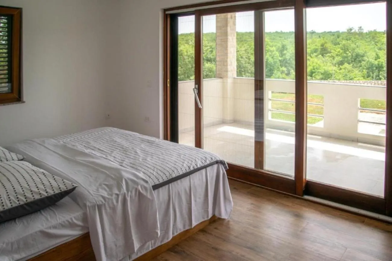 Zen Garden Villa With Heated Pool Поседарье